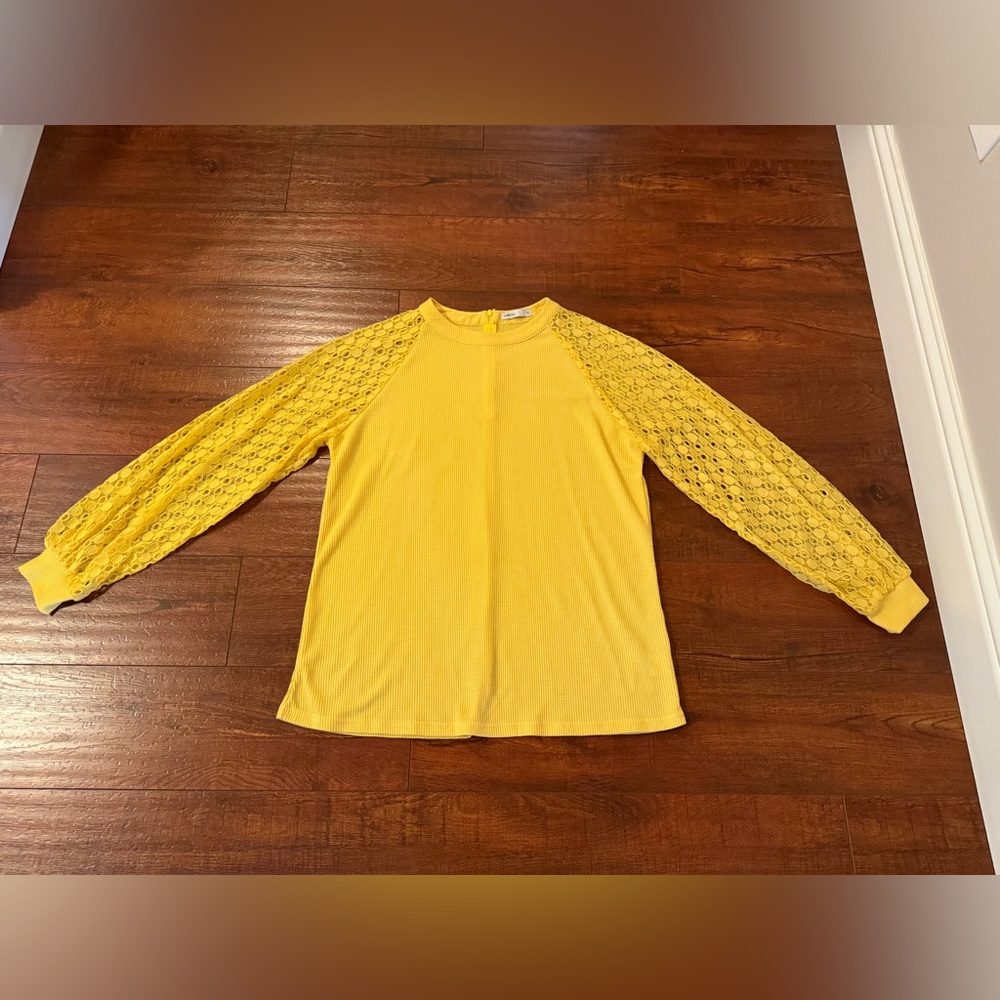 Yellow Lace Sleeve Women's Top
